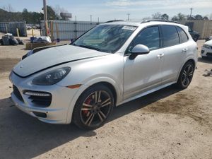 Porsche Cayenne GTS 4.8L 8 2014