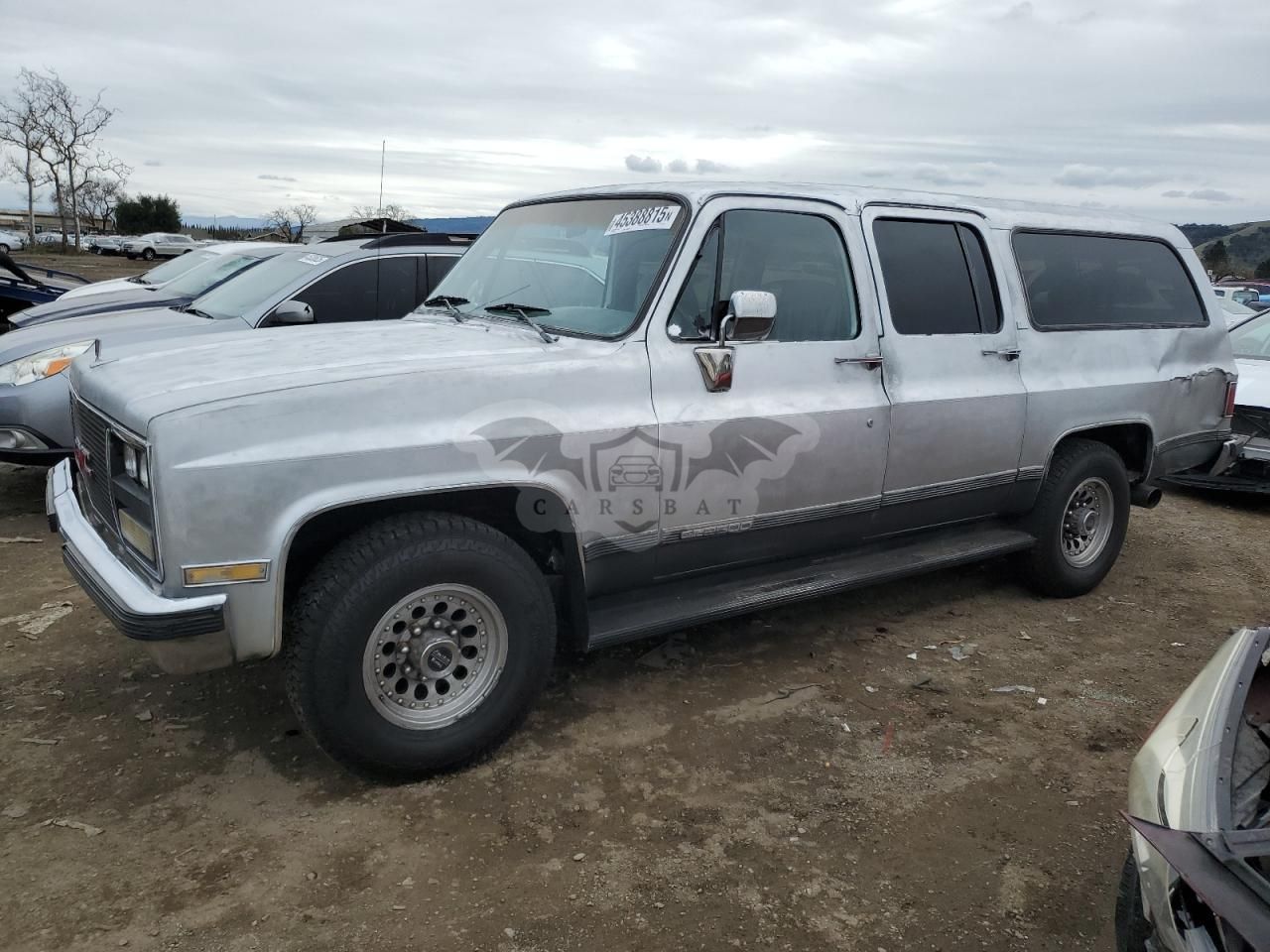 GMC Suburban R25 CONVENTIONAL 7.4L 8 1990