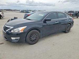 Nissan Altima 2.5L 4 2015