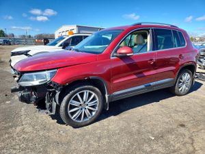 Volkswagen Tiguan 2.0L 4 2015