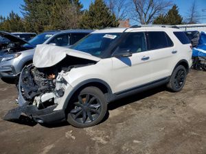 Ford Explorer 3.5L 6 2012