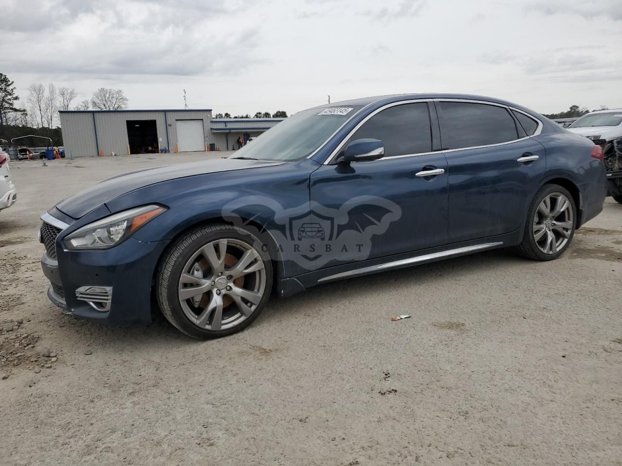 Infiniti Q70 3.7 3.7L 6 2015