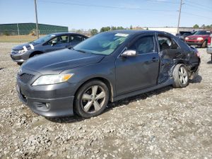 Toyota Camry BASE 2.5L 4 2011