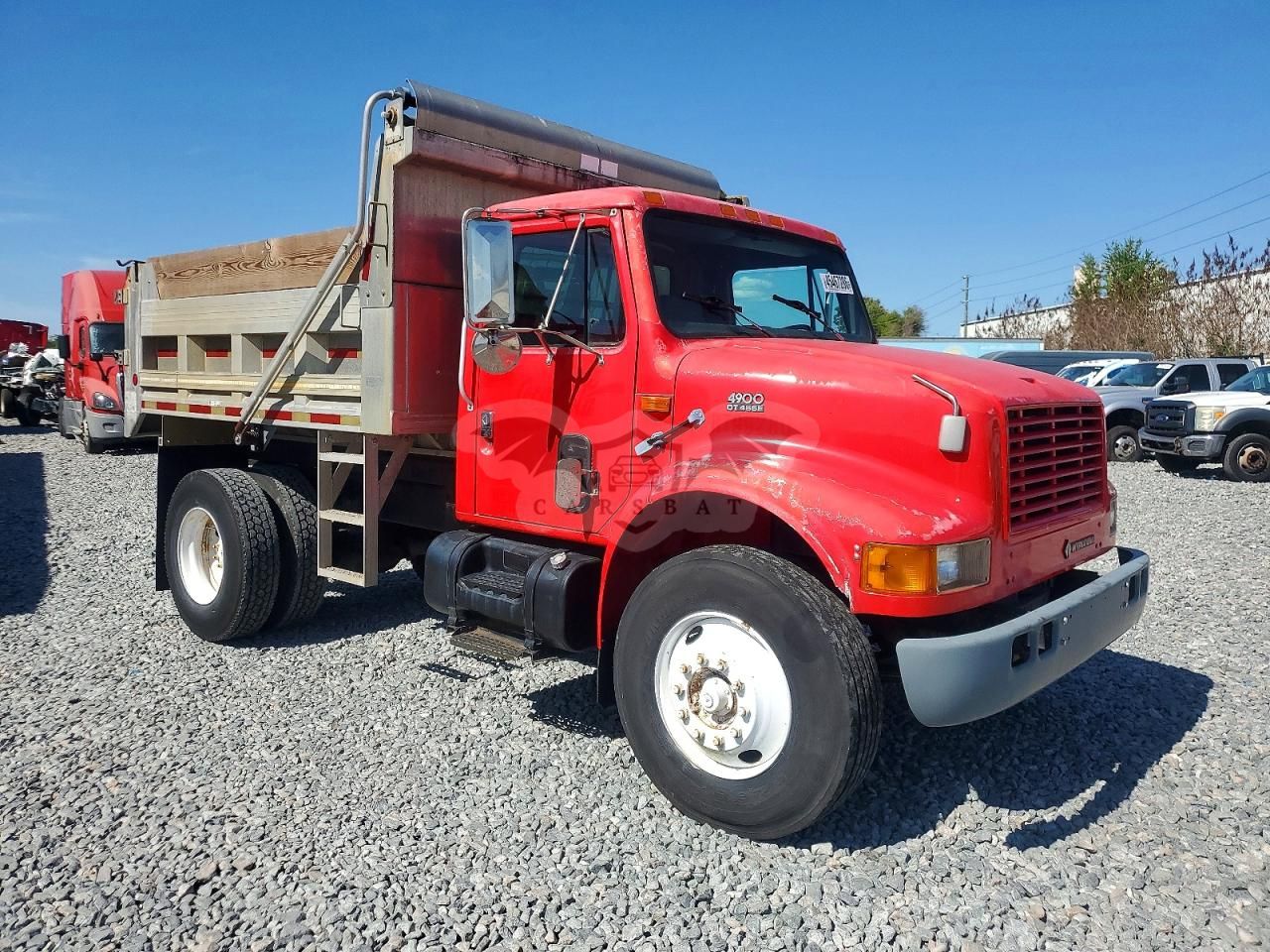 International DuraStar / 4000 7.6L 6 1999