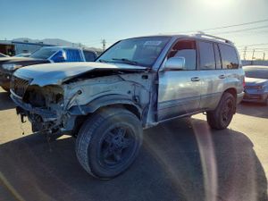 Lexus LX 4.7L 8 2005