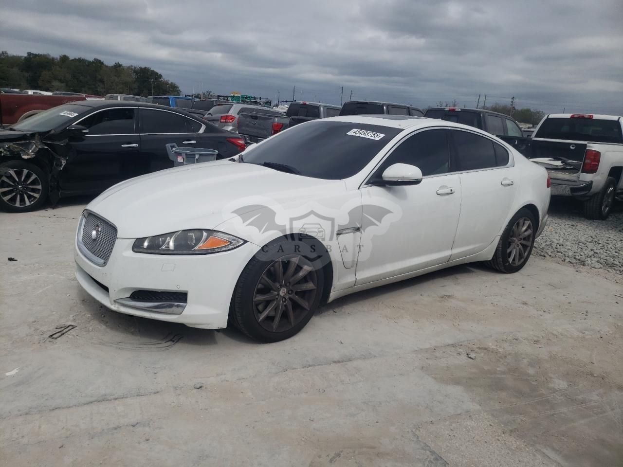 Jaguar XF 2.0T PREMIUM 2.0L 4 2015