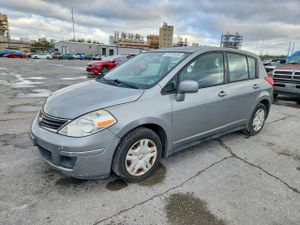 Nissan Versa 1.8L 4 2011