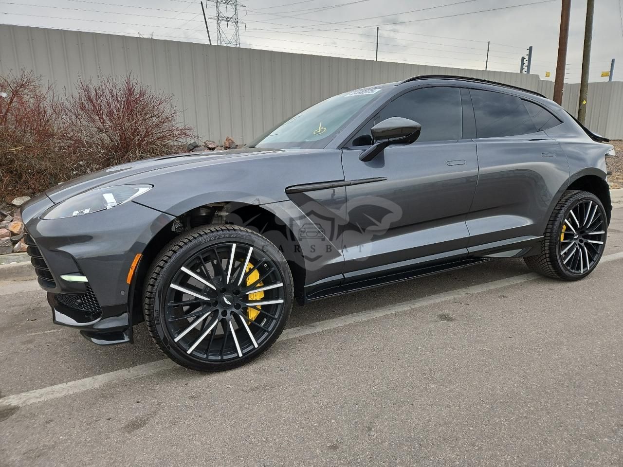 Aston Martin DBX 707 4.0L 8 2023