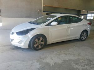 Hyundai Elantra 1.8L 4 2013