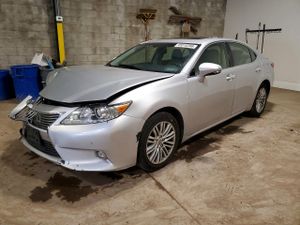 Lexus ES 3.5L 6 2015