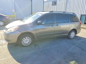 Toyota Sienna 3.3L 6 2005