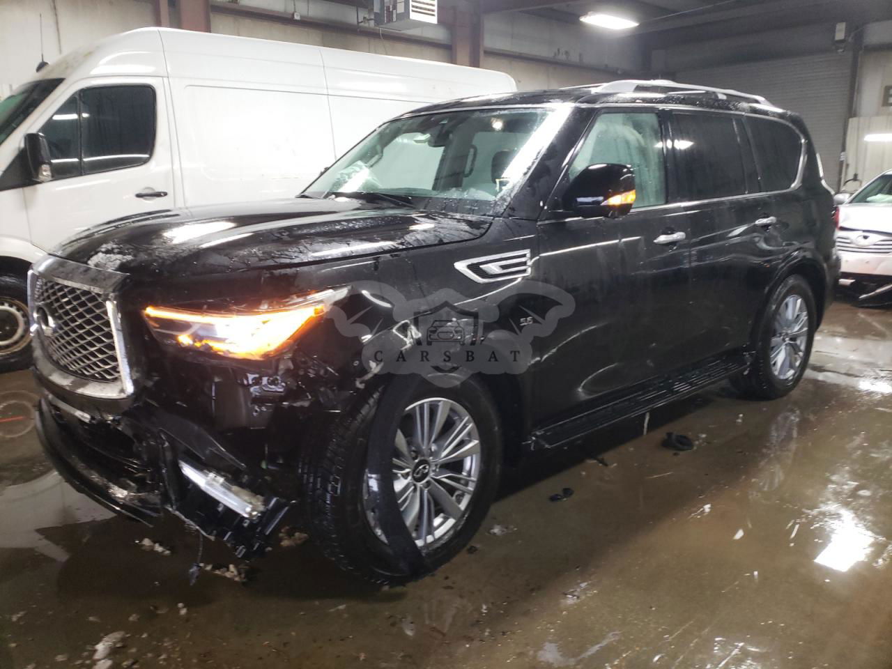 Infiniti QX80 LUXE 5.6L  8 2019