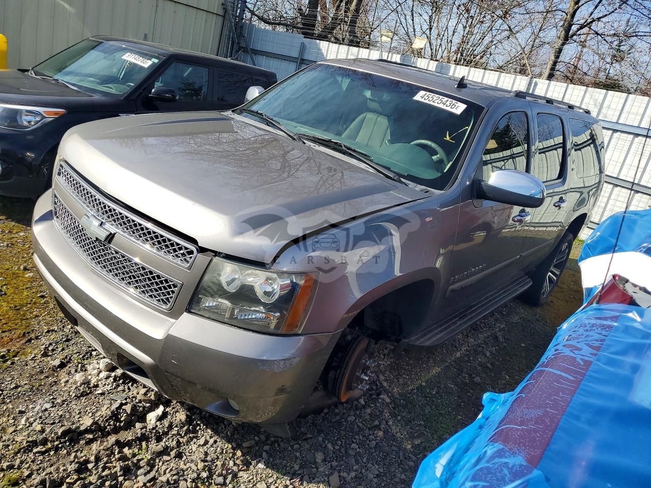 Chevrolet Suburban 6.0L 8 2008