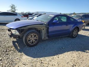 Ford Mustang 4.0L 6 2005
