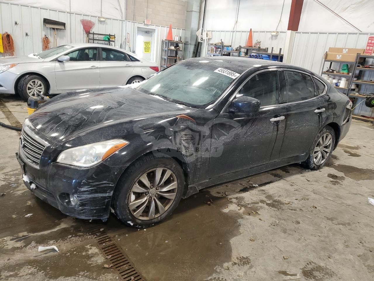 Infiniti M37 X 3.7L 6 2013