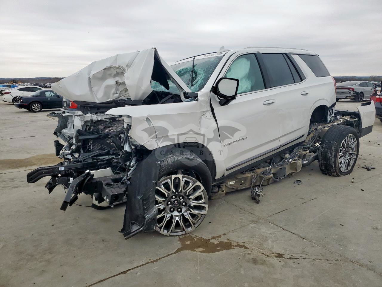 GMC Yukon DENALI ULTIMATE 6.2L  8 2024