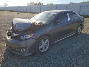 Toyota Camry 2.5L 4 2014
