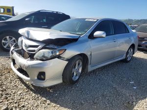 Toyota Corolla 1.8L 4 2013