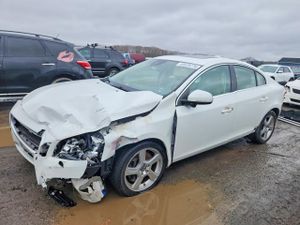 Volvo S60 2.5L 5 2013