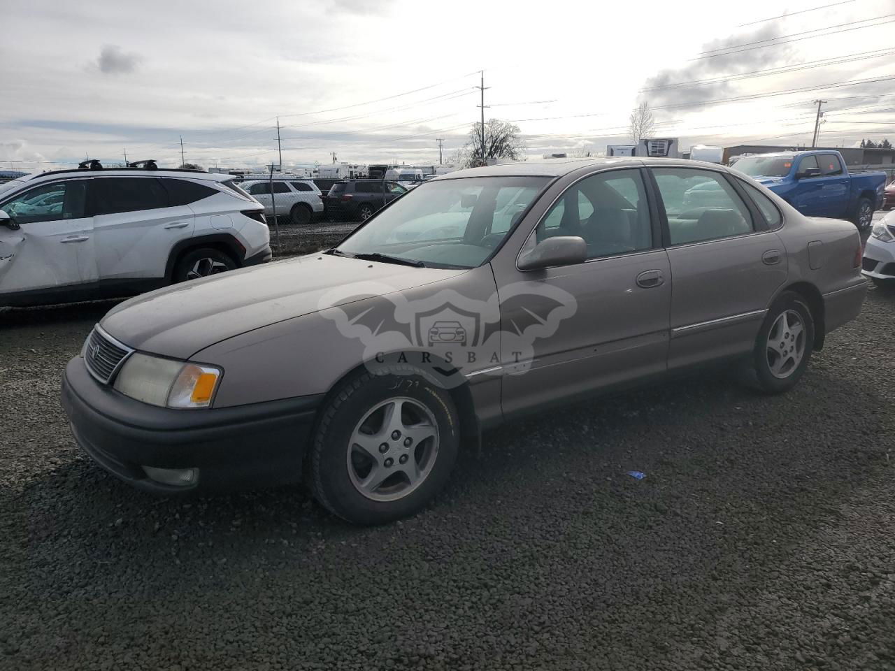 Toyota Avalon XL 3.0L  6 1998
