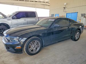 Ford Mustang 3.7L 6 2014