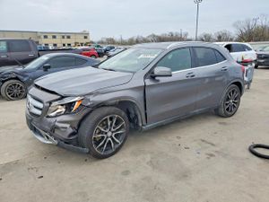 Mercedes-Benz GLA 2.0L 4 2015