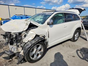 Toyota Highlander 3.5L 6 2016