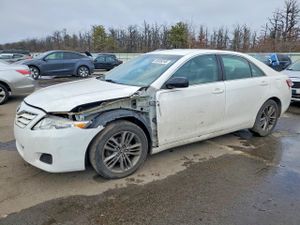 Toyota Camry 2.5L 4 2010