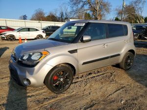 Kia Soul 2.0L 4 2013