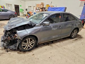 Volkswagen Jetta 2.0L 4 2012