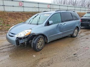 Toyota Sienna 3.5L 6 2010