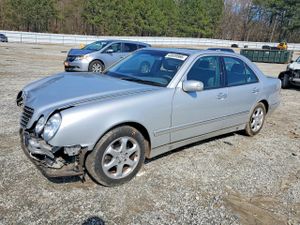 Mercedes-Benz E 3.2L 6 2000