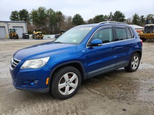 Volkswagen Tiguan 2.0L 4 2010