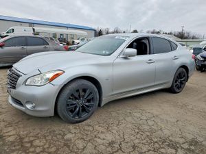 Infiniti Q70 3.7L 6 2014