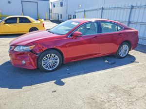 Lexus ES 3.5L 6 2015
