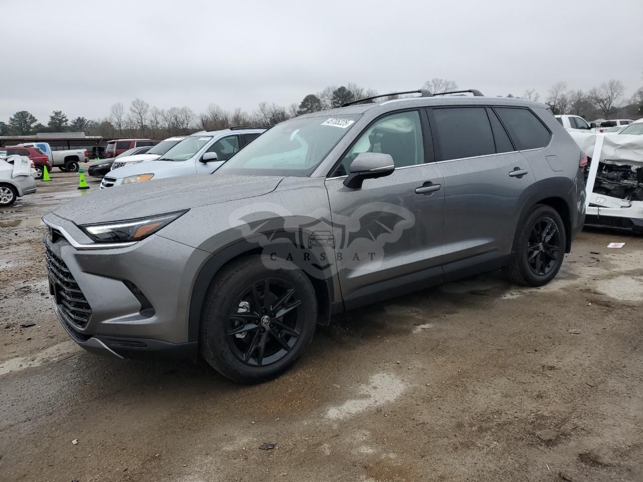 Toyota Grand Highlander LE 2.4L 4 2025