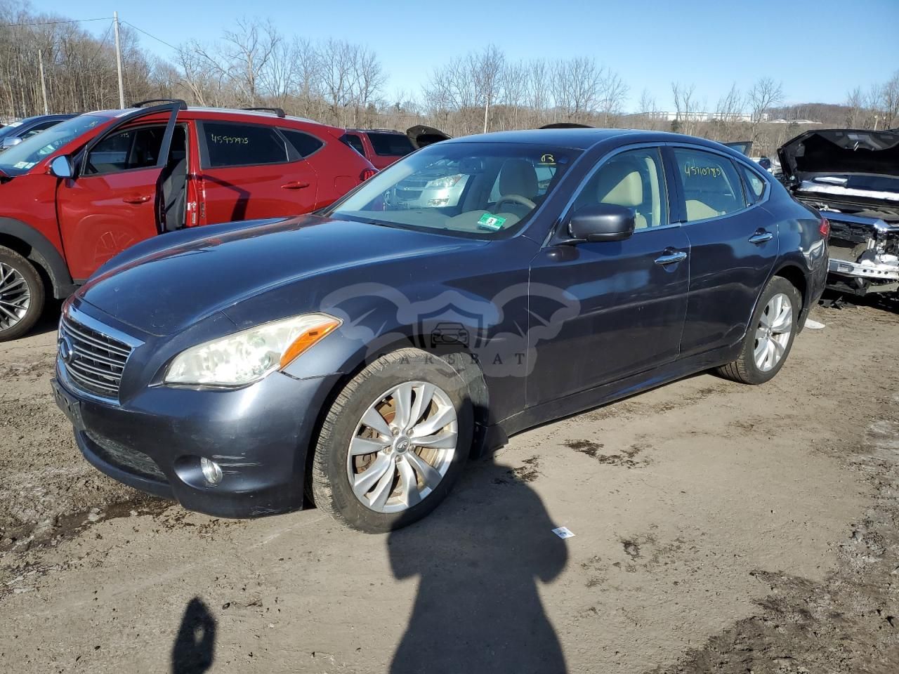 Infiniti M37 X 3.7L 6 2011