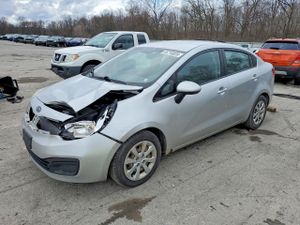 Kia Rio 1.6L 4 2013