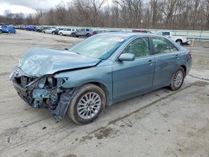 Toyota Camry 2.5L 4 2010