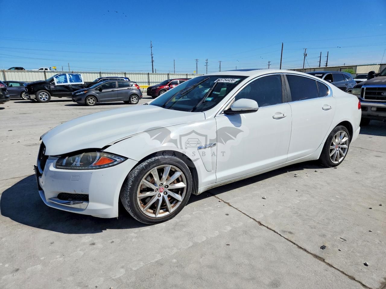 Jaguar XF 2.0L 4 2015