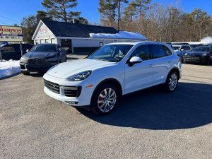 Porsche Cayenne 4.8L 8 2015