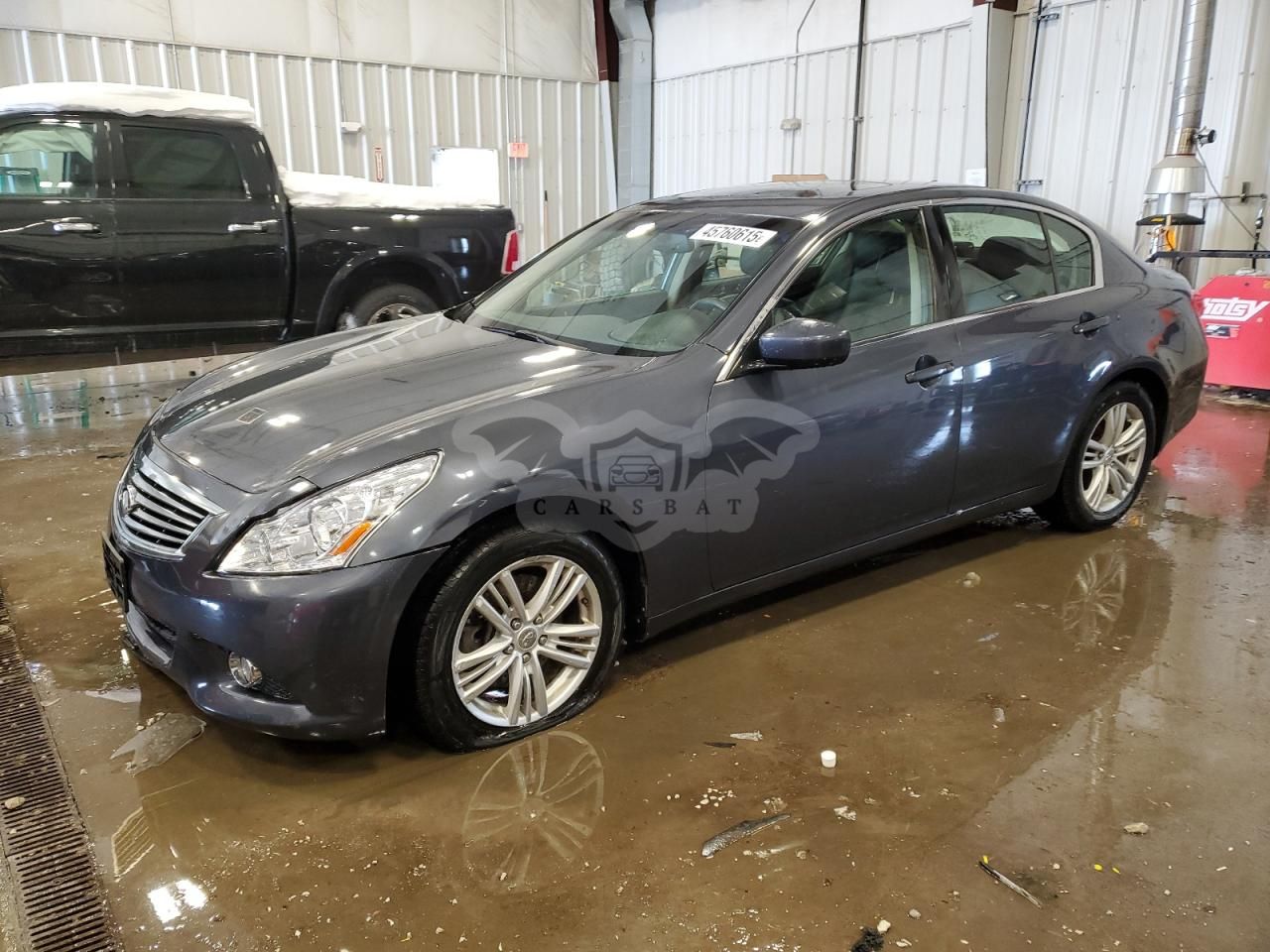 Infiniti G25 2.5L 6 2012