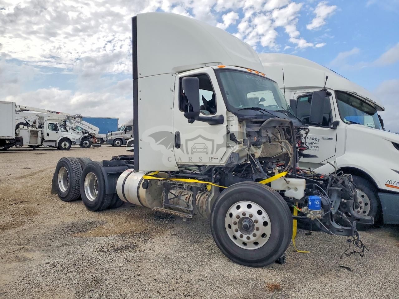 International RH Series 12.4L 6 2024