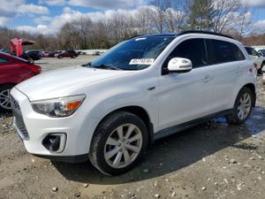 Mitsubishi Outlander 2.4L 4 2015