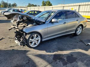 Mercedes-Benz E 3.5L 6 2012