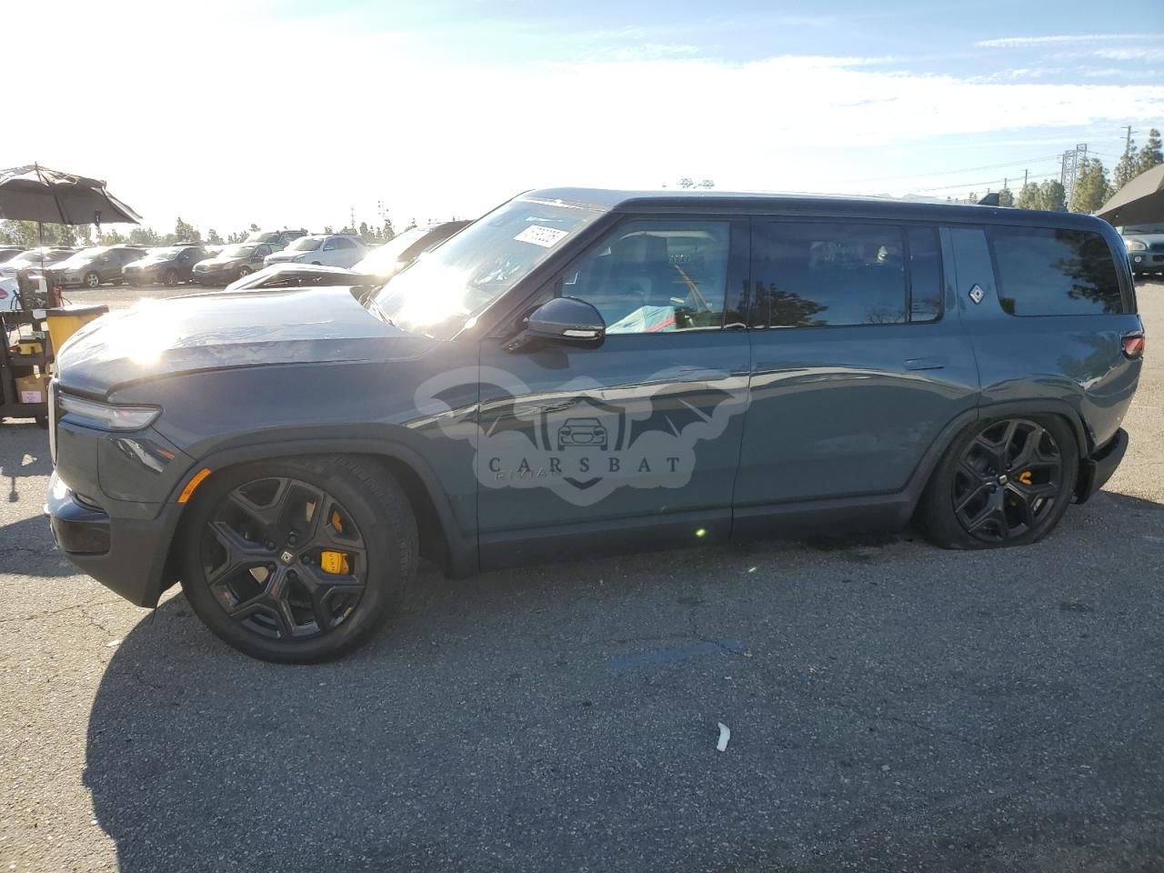 Rivian R1S PREMIUM 2025