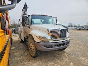 International DuraStar / 4000 7.6L 6 2013