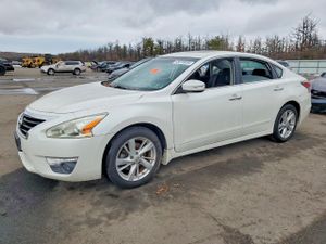 Nissan Altima 2.5L 4 2015