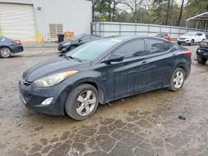Hyundai Elantra 1.8L 4 2013