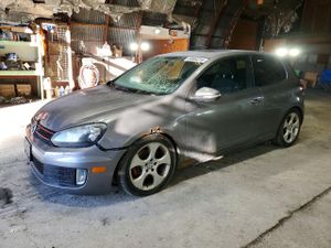 Volkswagen Golf 2.0L 4 2010